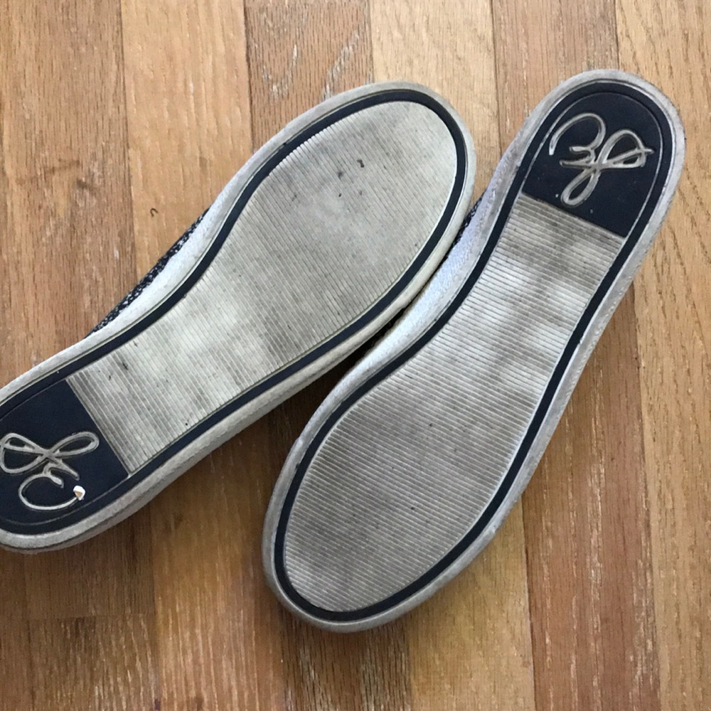 Slip ons - Picture 2 of 3